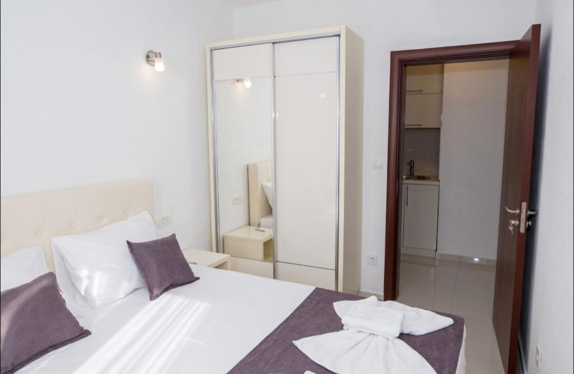 Apartmani Nela Sutomore Exterior foto